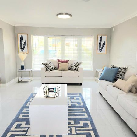 Brand New Luxurious Townhouse In Negrilヴィラ エクステリア 写真
