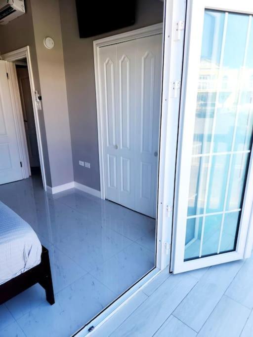 Brand New Luxurious Townhouse In Negrilヴィラ エクステリア 写真