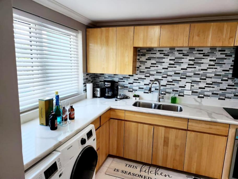 Brand New Luxurious Townhouse In Negrilヴィラ エクステリア 写真