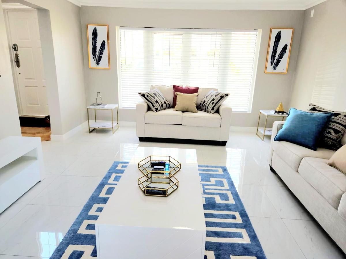 Brand New Luxurious Townhouse In Negrilヴィラ エクステリア 写真